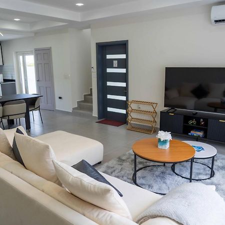 Spacious 3Br Home With Own Private Cozy Pool Koolbaai エクステリア 写真