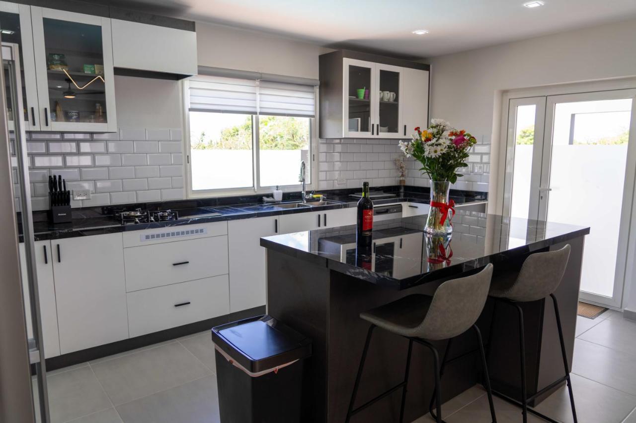 Spacious 3Br Home With Own Private Cozy Pool Koolbaai エクステリア 写真