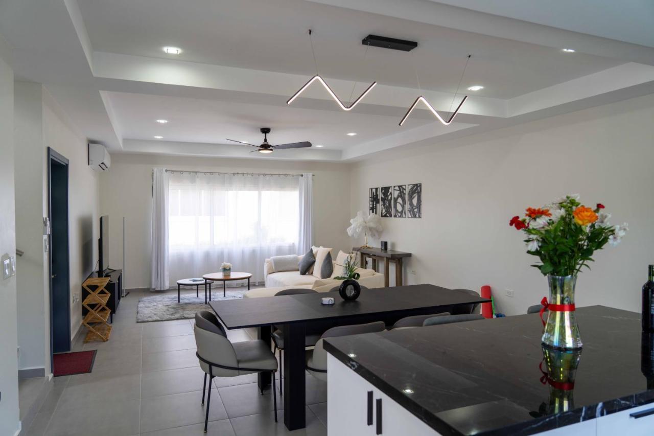Spacious 3Br Home With Own Private Cozy Pool Koolbaai エクステリア 写真