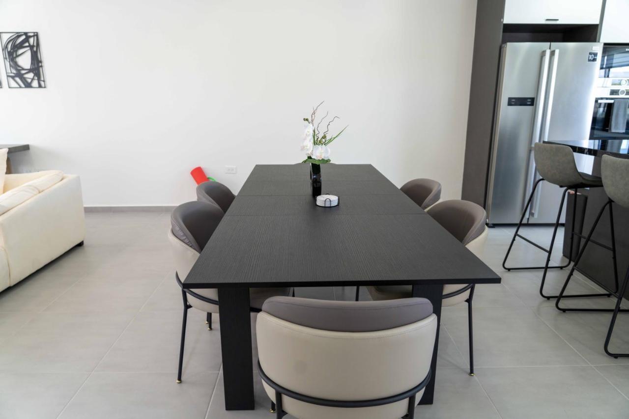 Spacious 3Br Home With Own Private Cozy Pool Koolbaai エクステリア 写真