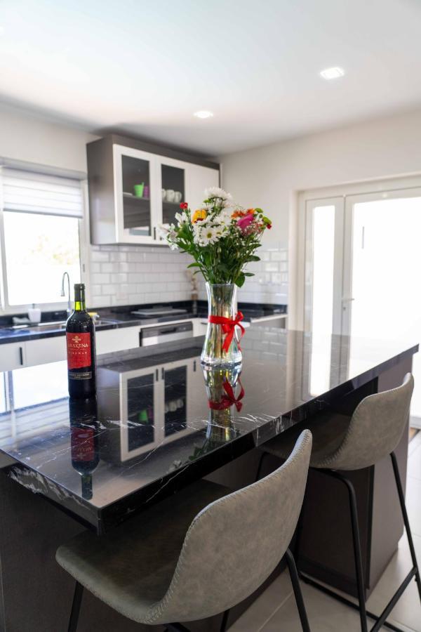 Spacious 3Br Home With Own Private Cozy Pool Koolbaai エクステリア 写真