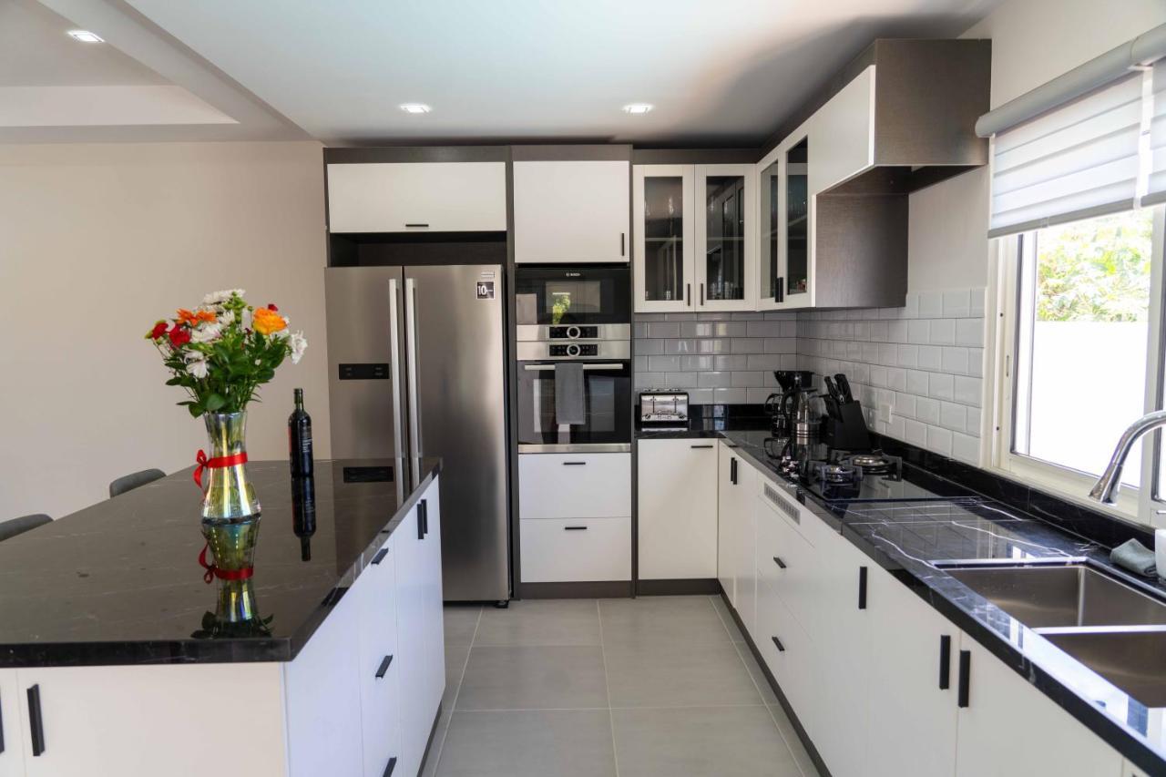Spacious 3Br Home With Own Private Cozy Pool Koolbaai エクステリア 写真